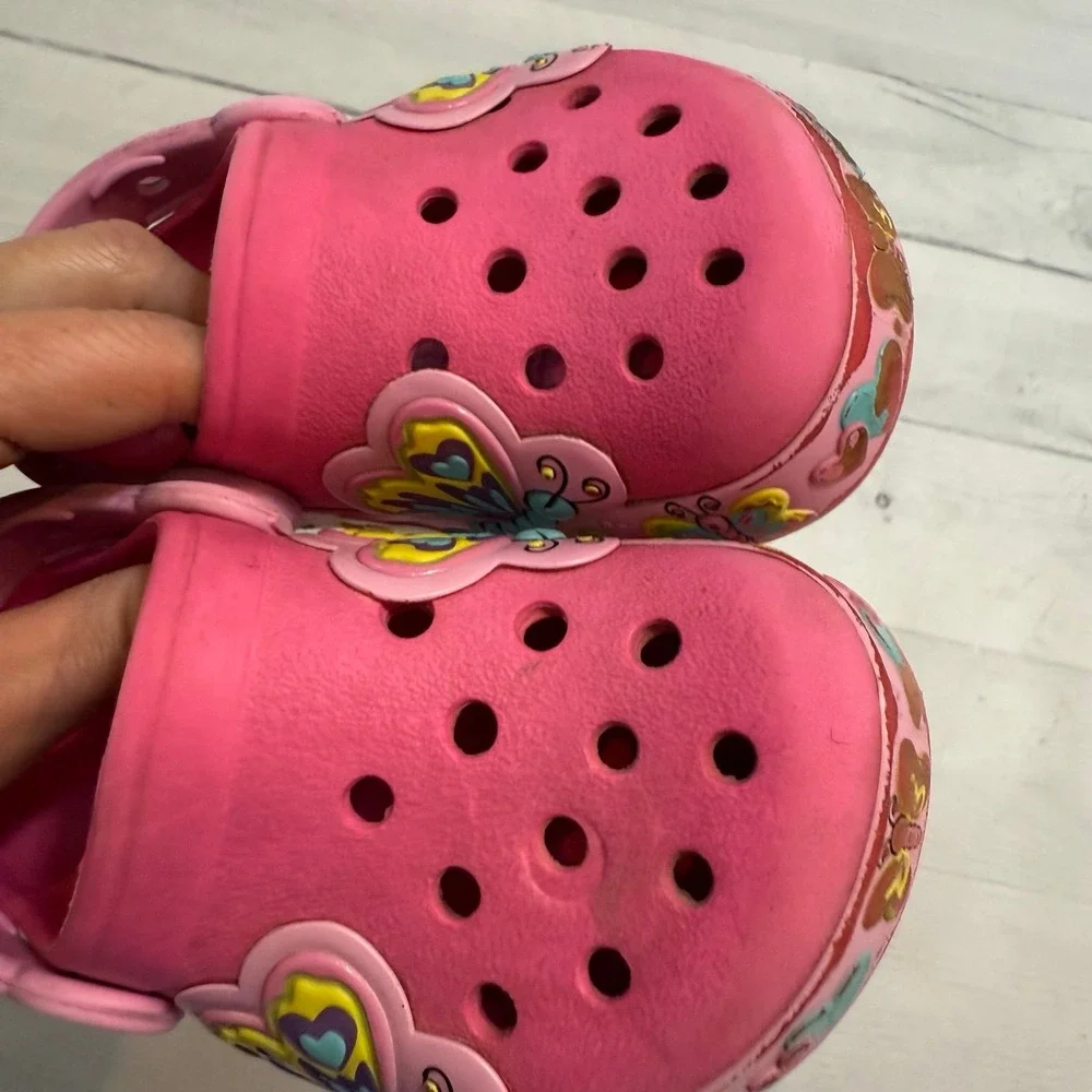 Crocs girls‎ pink butteryfly light up shoes clogs slip on little kids size 8